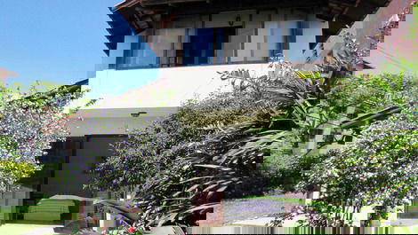 Vacation home 50 meters from the sea