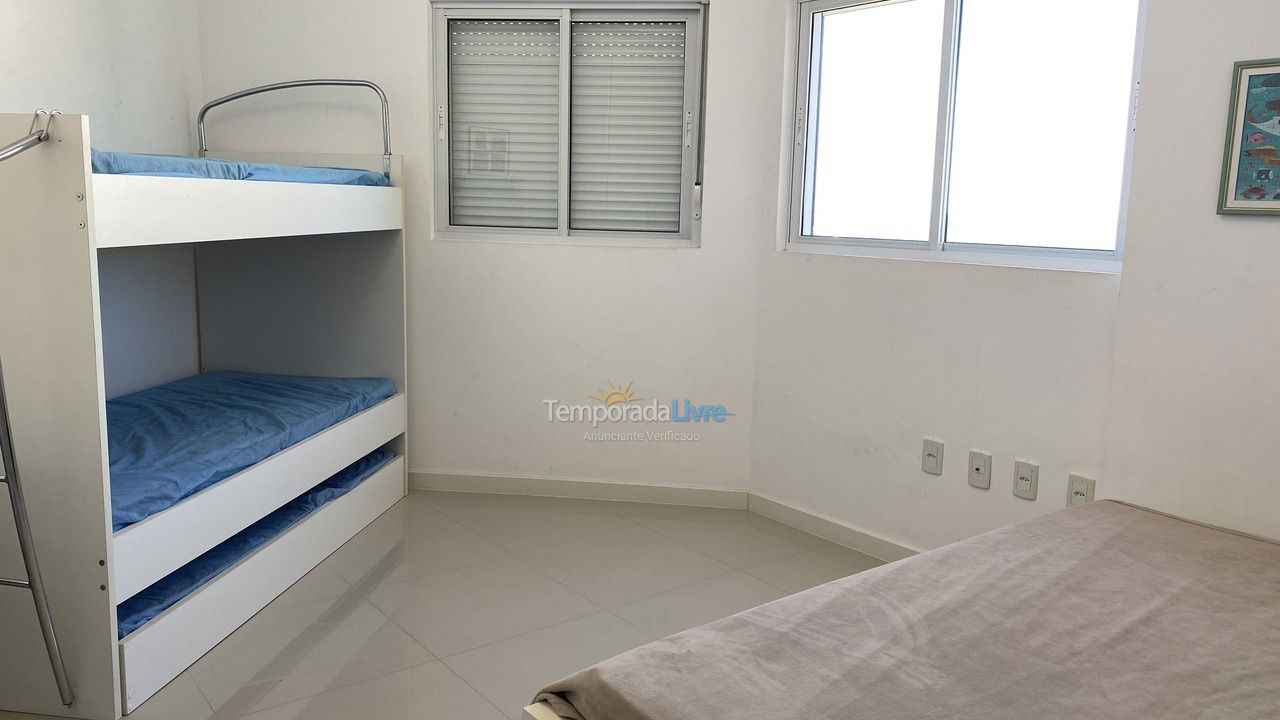 Apartment for vacation rental in Itapema (Meia Praia)