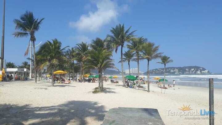 Aluga-se Praia Enseada - Guarujá