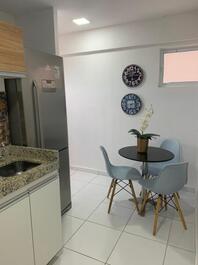 Excelente flat em Tambaú mobiliado e com WI-FI / apenas 50m do mar