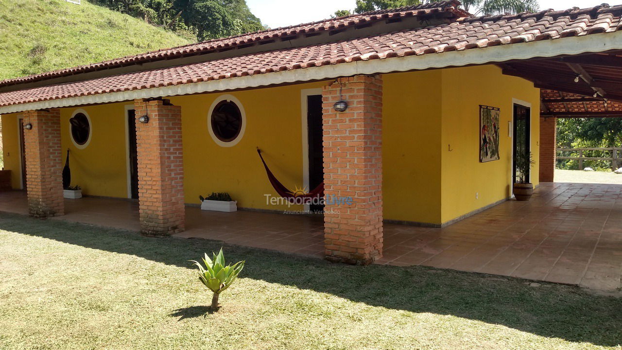 Chácara / sítio para aluguel de temporada em Nazaré Paulista (Cuiabá)