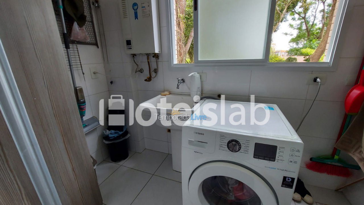 Apartamento para aluguel de temporada em Florianópolis (Cachoeira do Bom Jesus)