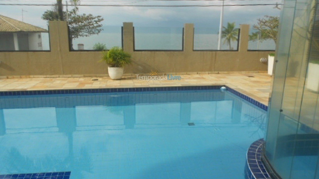 Apartment for vacation rental in Caraguatatuba (Martim de Sá)