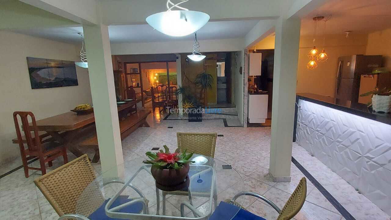 Casa para alquiler de vacaciones em Guarapari (Setiba)