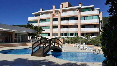 Complete condominium apartment with swimming pool