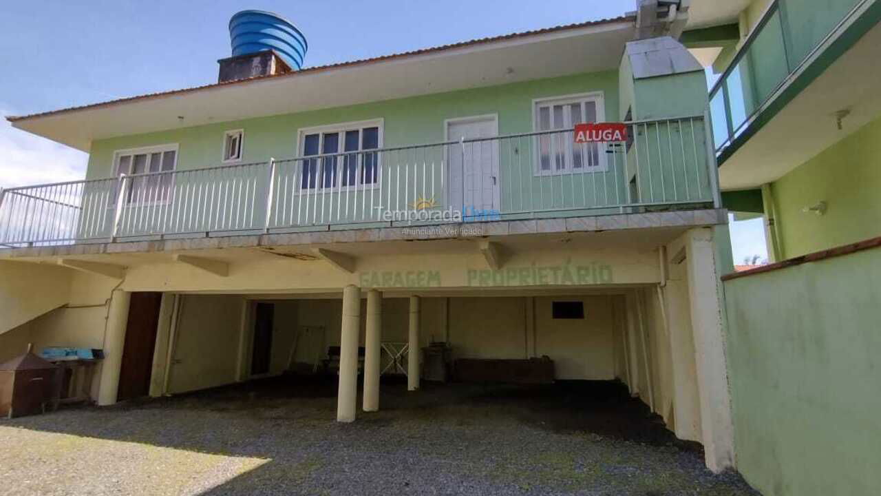 Apartamento para aluguel de temporada em São Francisco do Sul (Enseada)