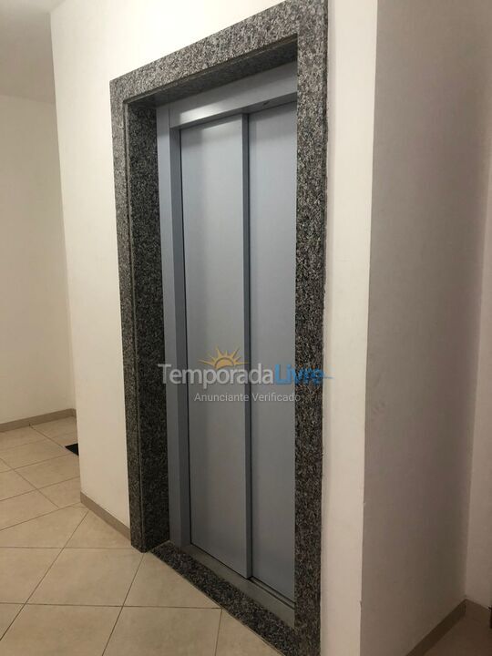 Apartamento para aluguel de temporada em Ubatuba (Itaguá)