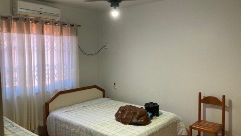 Excellent house with Ac in 3 bedrooms, WI-FI, barbecue
