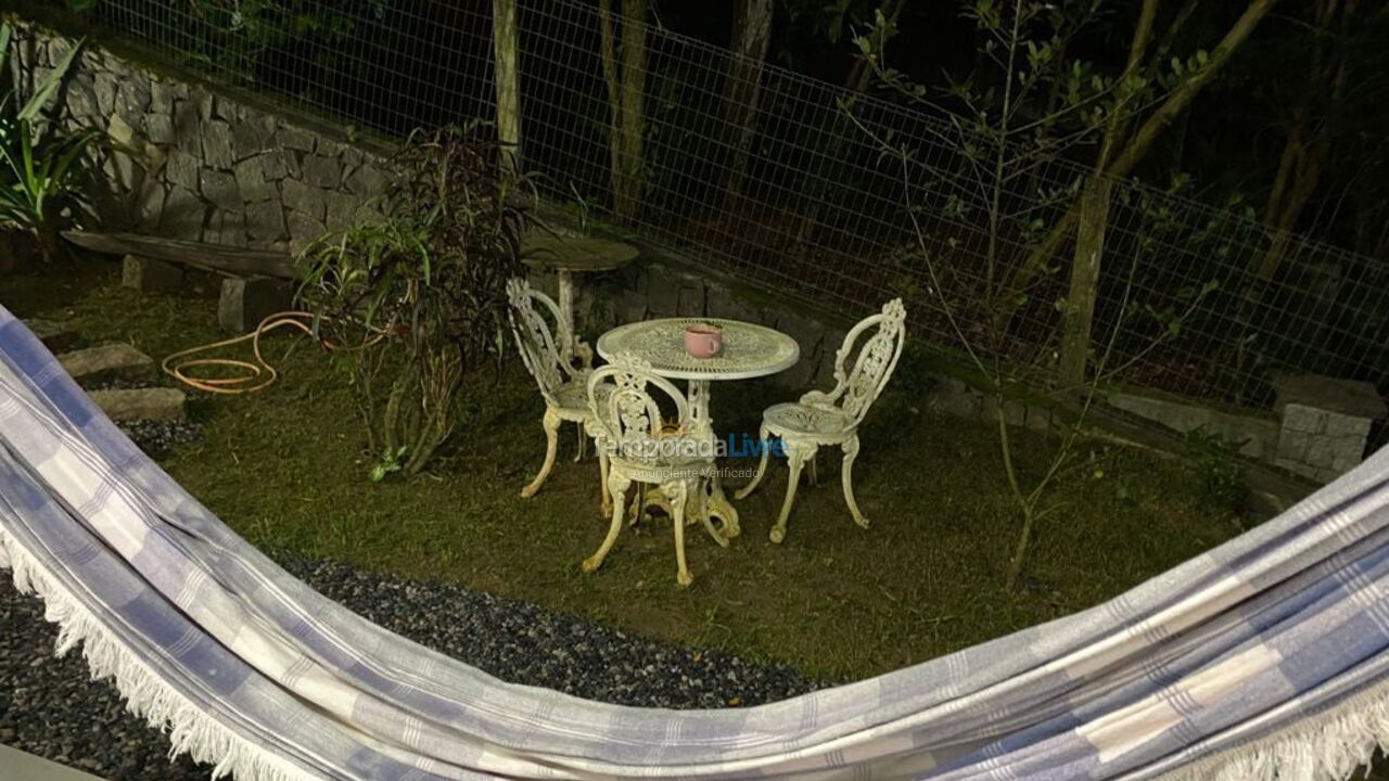 Casa para alquiler de vacaciones em Ilhabela (Feiticeira)