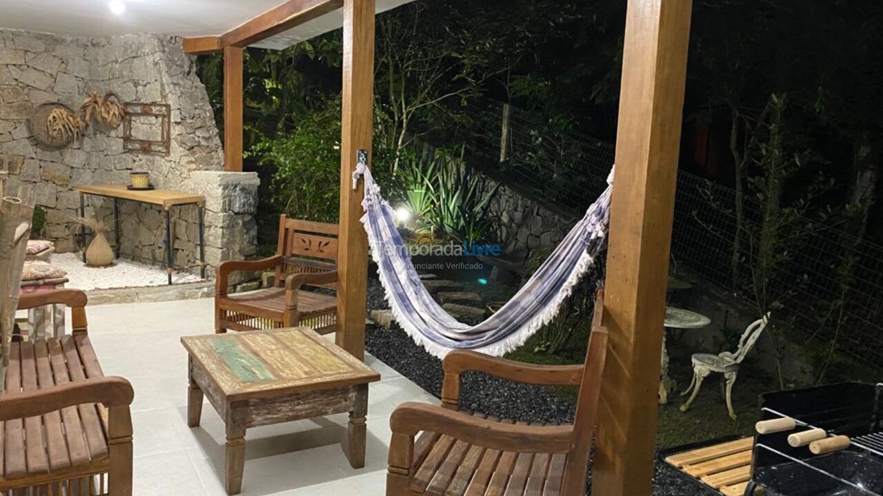 Casa para alquiler de vacaciones em Ilhabela (Feiticeira)