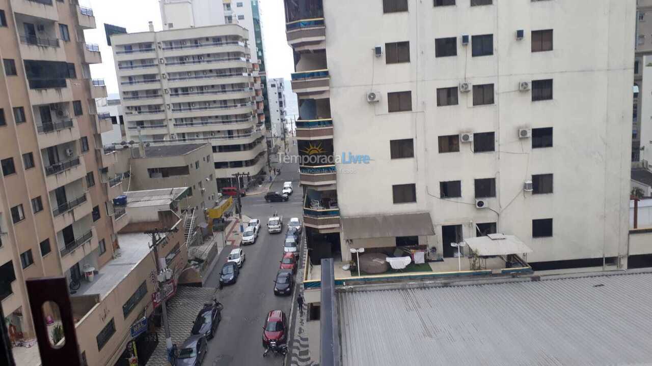 Casa para aluguel de temporada em Itapema (Meia Praia)