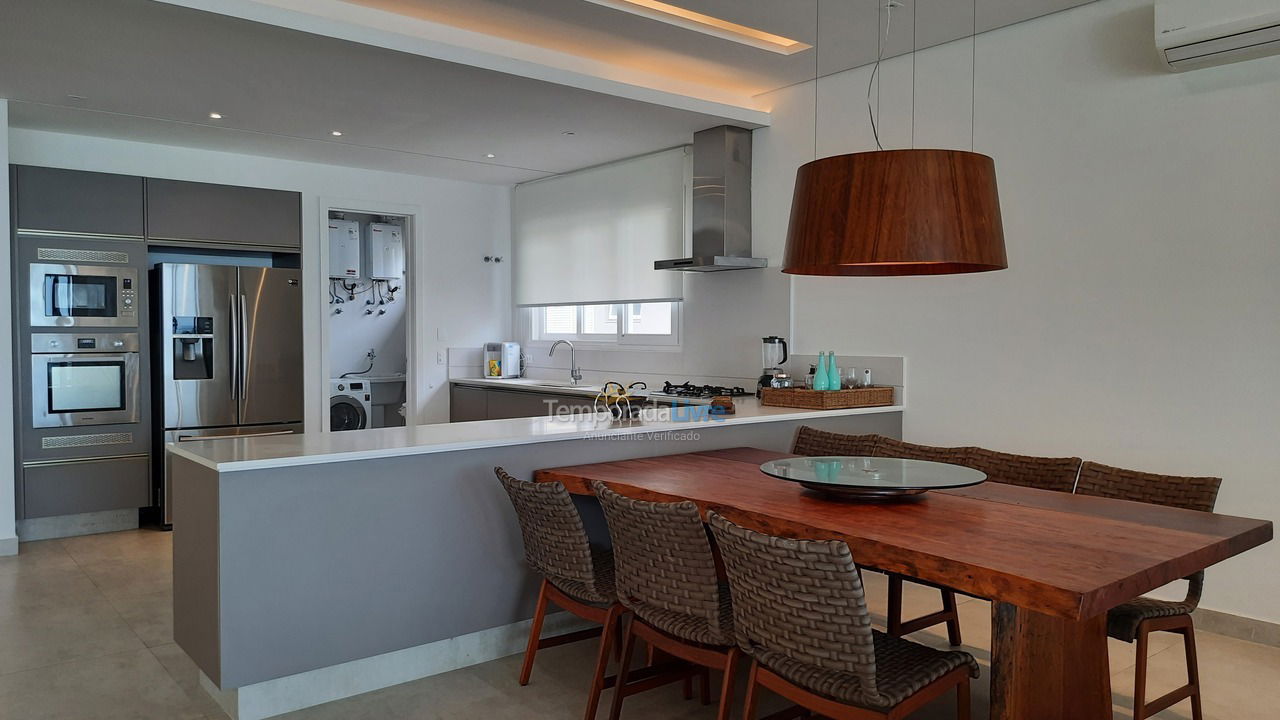 Casa para alquiler de vacaciones em São Sebastião (Juquehy)