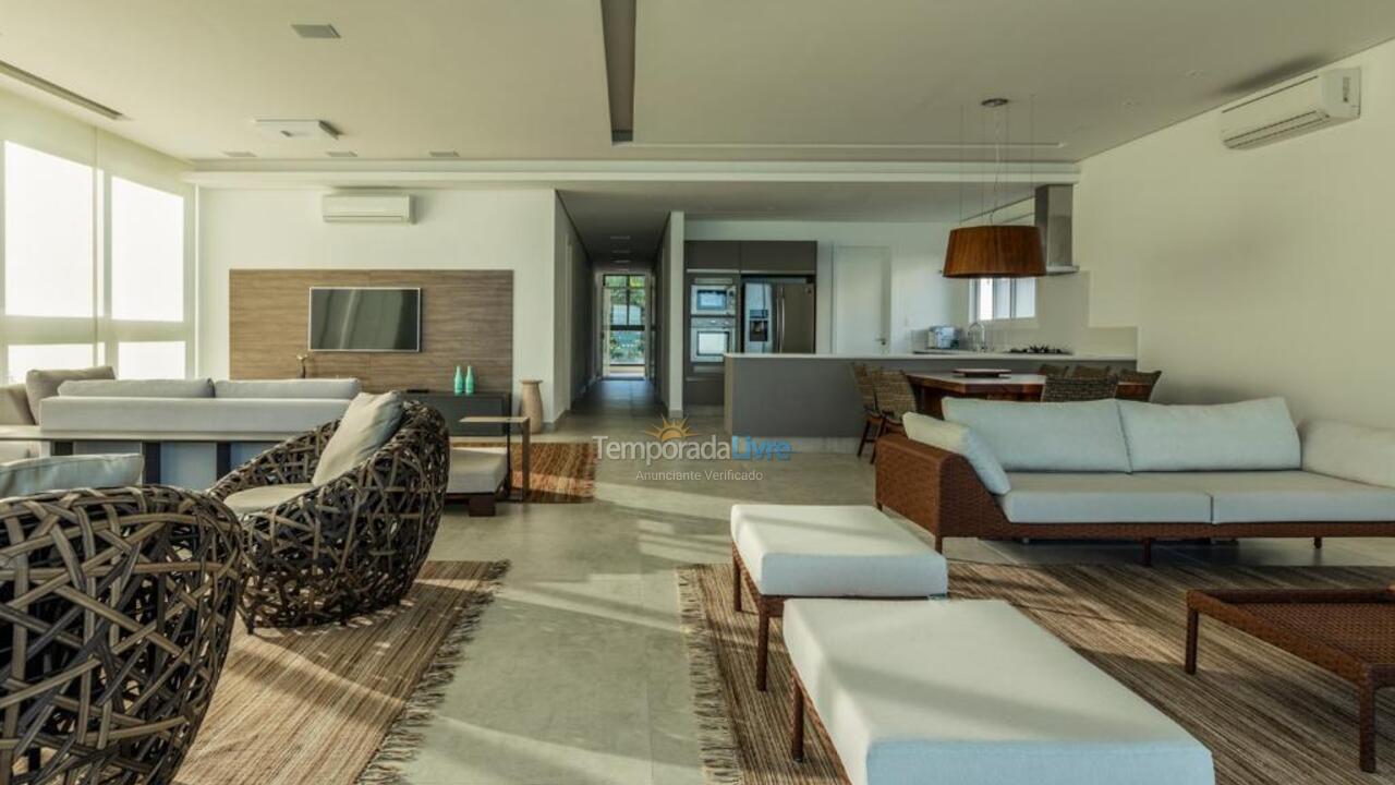 Casa para alquiler de vacaciones em São Sebastião (Juquehy)
