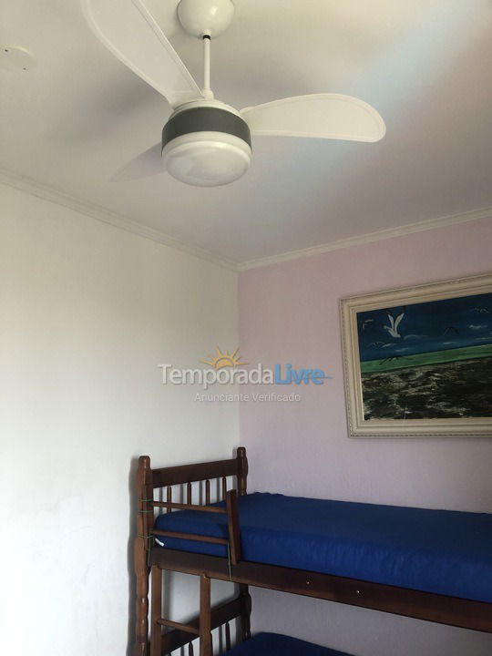 Apartment for vacation rental in Boracéia (Condominio Edificio Praia de Boraceia Flat)