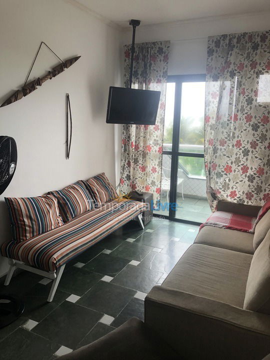 Apartment for vacation rental in Boracéia (Condominio Edificio Praia de Boraceia Flat)