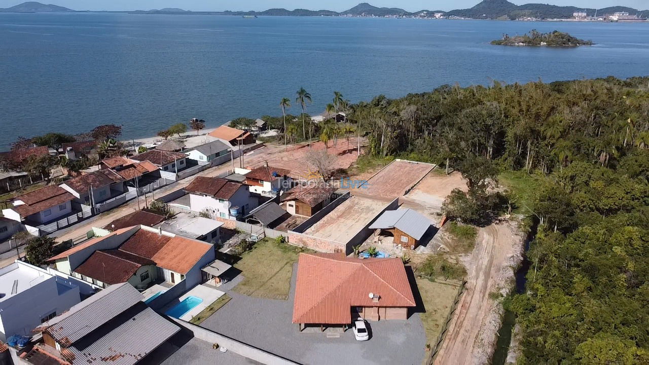 House for vacation rental in São Francisco do Sul (Vila da Glória)