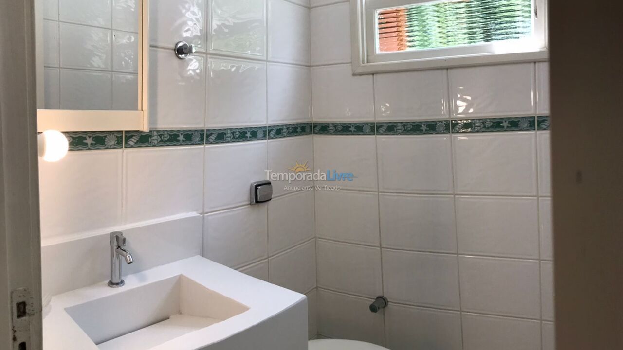 Casa para aluguel de temporada em São Sebastião (Camburi)