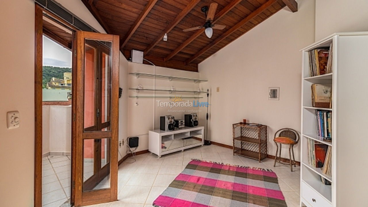 House for vacation rental in Florianópolis (Jurere Tradicional)