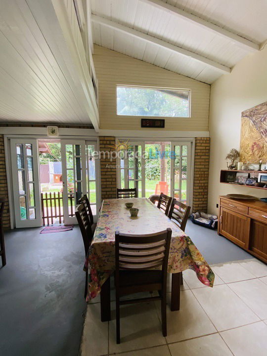 Casa para alquiler de vacaciones em Itajaí (Cabeçudas)
