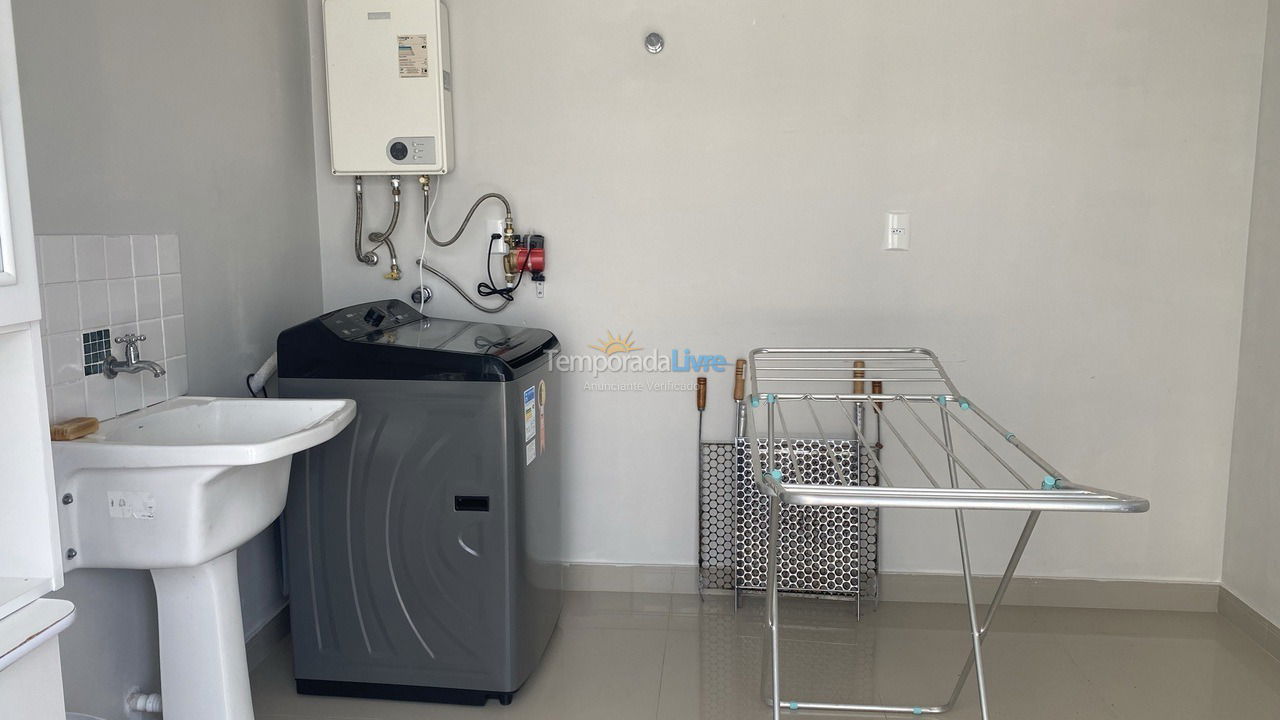 Apartamento para alquiler de vacaciones em Governador Celso Ramos (Praia de Palmas)