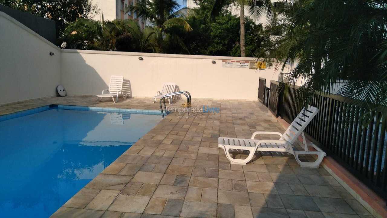 Apartamento para aluguel de temporada em Guarujá (Enseada)