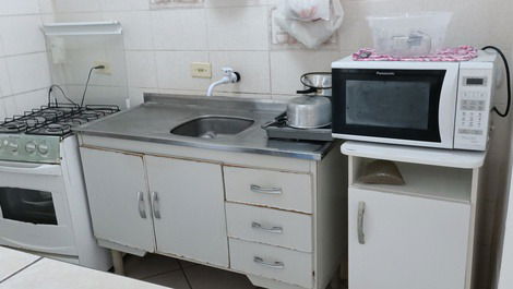 Apartamento Caiobá, bem localizado c/ churrasqueira e sacada