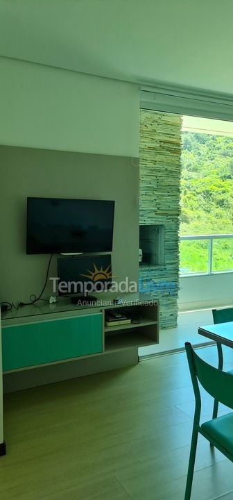 Apartamento para aluguel de temporada em Governador Celso Ramos (Praia das Cordas)