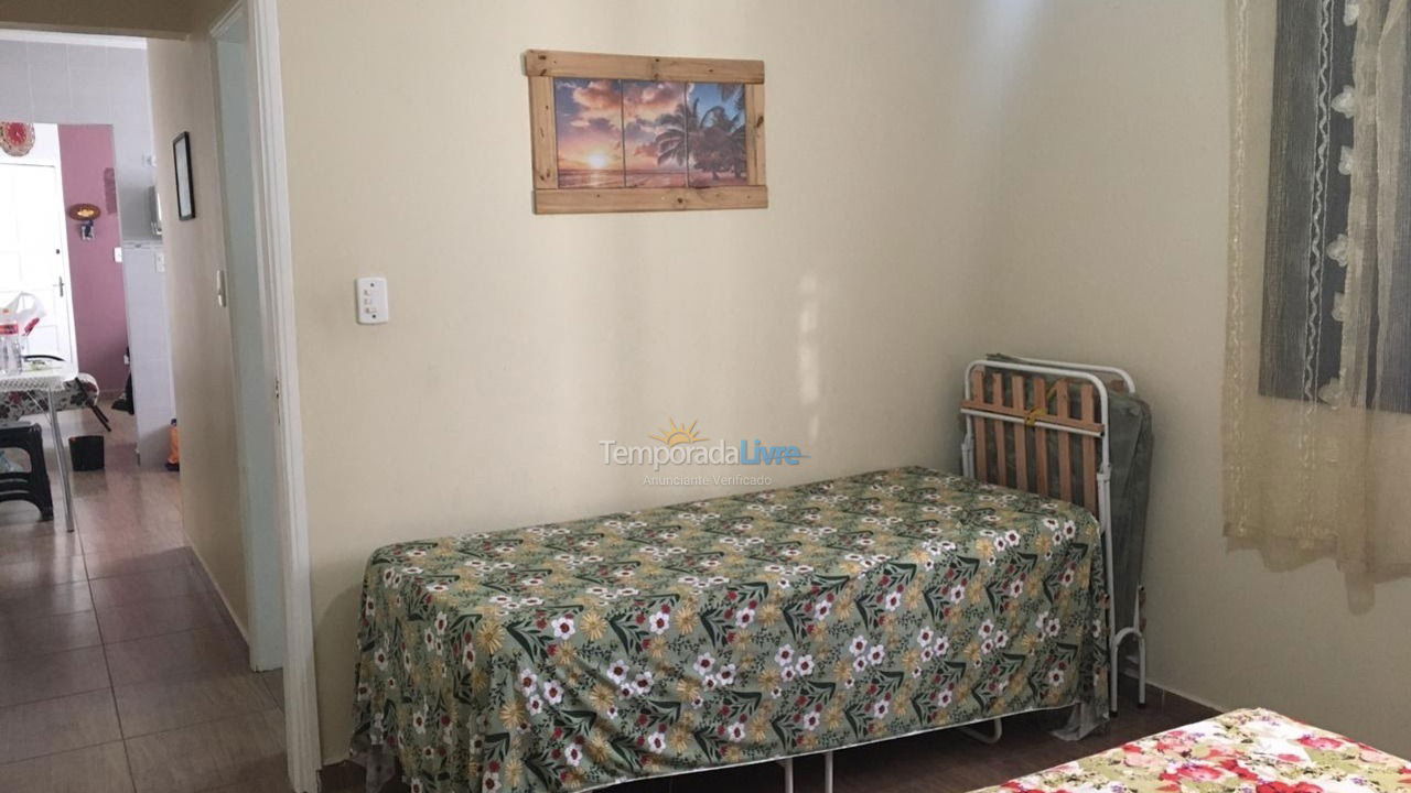 Apartamento para aluguel de temporada em Praia Grande (Guilhermina)