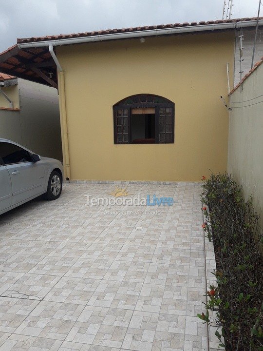 House for vacation rental in Itanhaém (Bopiranga)
