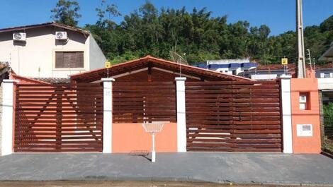 Casa Praia das Toninhas - Ubatuba SP - Alojamiento para 14 personas