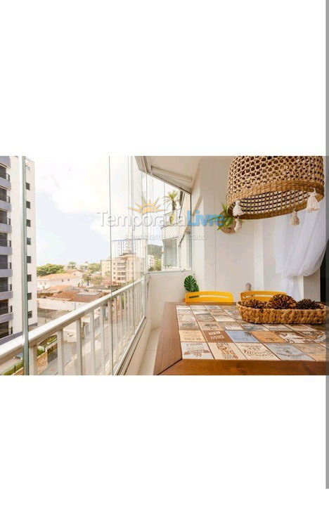 Apartamento para aluguel de temporada em Guarujá (Praia do Tombo)