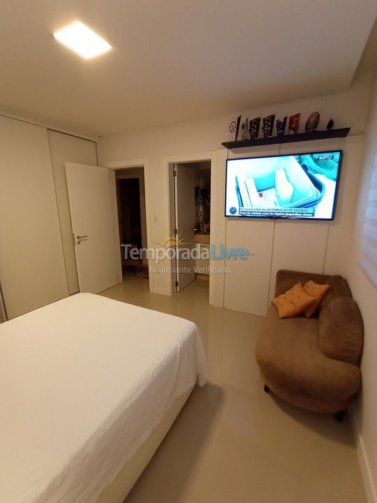 Apartamento para aluguel de temporada em Itapema (Meia Praia)