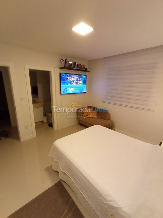 Apartment for vacation rental in Itapema (Meia Praia)