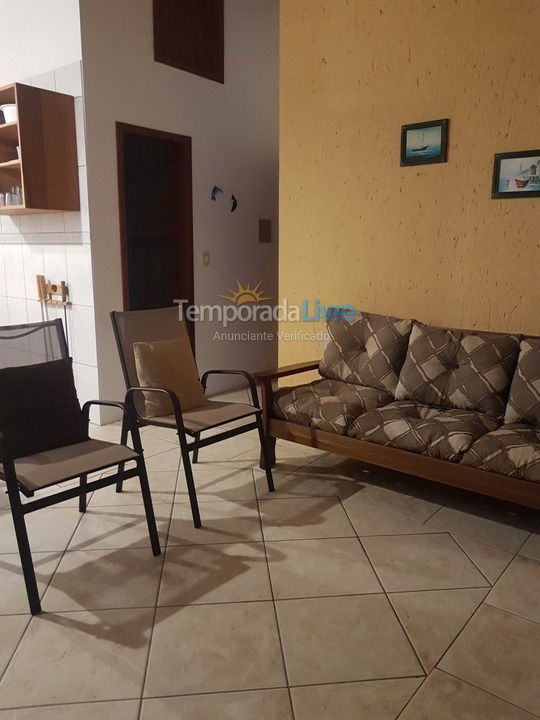 Apartamento para alquiler de vacaciones em Garopaba (Centro)