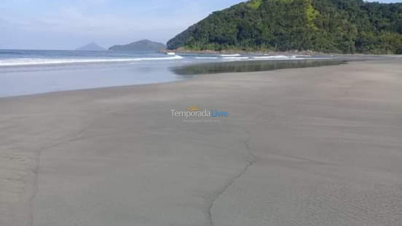 Casa para aluguel de temporada em São Sebastião (Praia da Baleia)