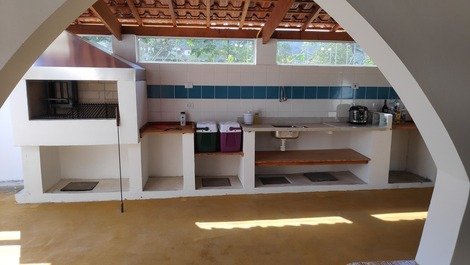 Casa muito confortável em Ubatuba a 300 metros praia Perequê Mirim