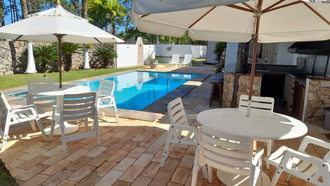 Paradise in Jardim Acapulco, 5 suites 100m from the entrance