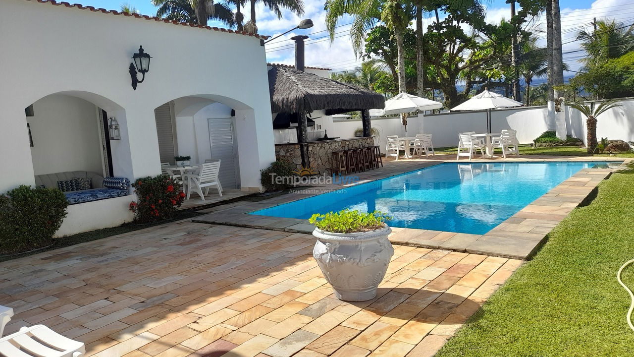 Casa para aluguel de temporada em Guarujá (Jardim Acapulco)