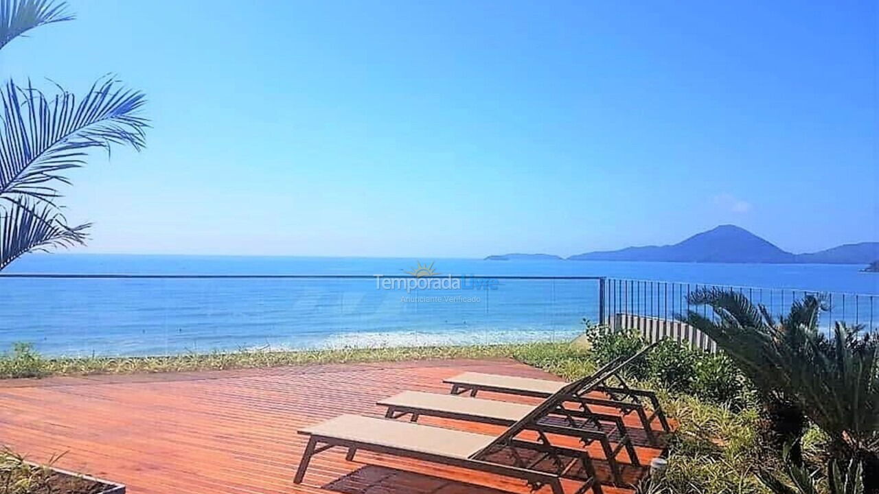 Apartment for vacation rental in Ubatuba (Praia Grande)