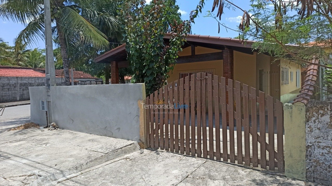 House for vacation rental in Caraguatatuba (Porto Novo)