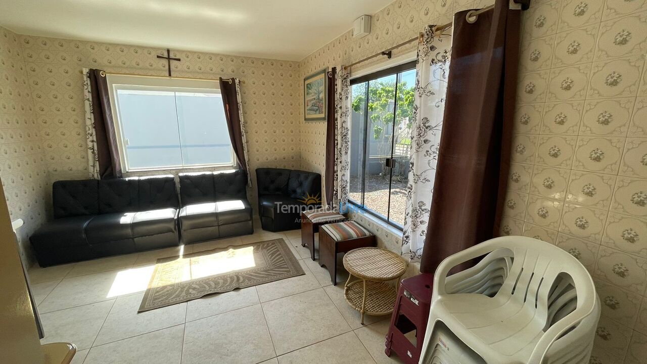 Casa para aluguel de temporada em Itapoá (Itapema do Norte)