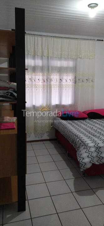 Casa para aluguel de temporada em Penha (Armaçao)