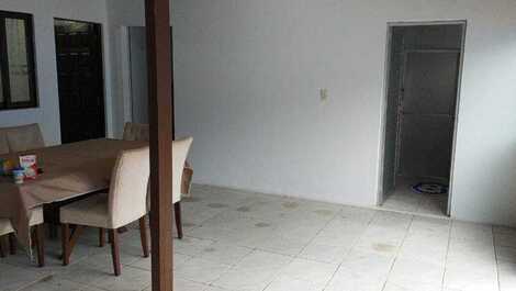 Casa para alugar próxima ao Beto Carrero e praia da Armação