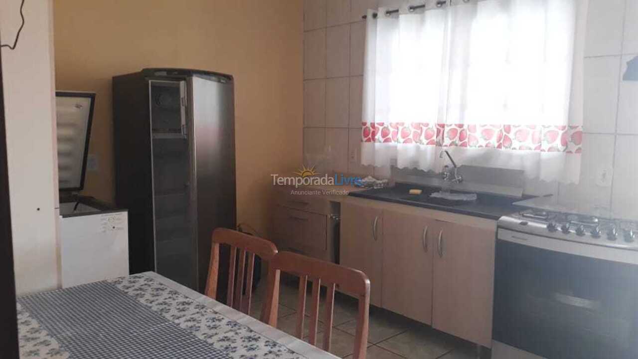 Casa para aluguel de temporada em São Francisco do Sul (Ubatuba)