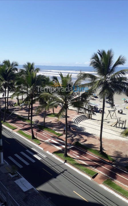 Apartamento para aluguel de temporada em Praia Grande (Praia do Caiçara)