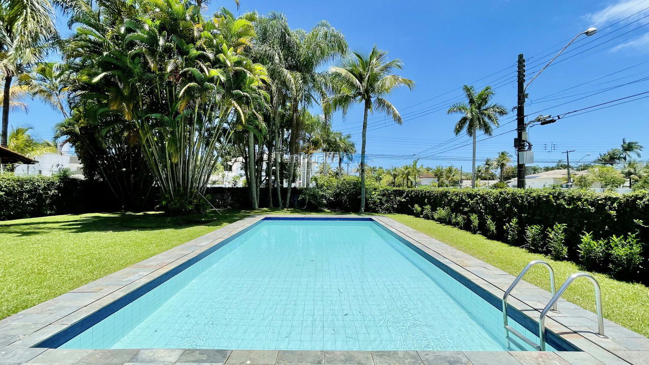 Casa para aluguel de temporada em Guarujá (Jardim Acapulco)