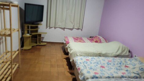 Beautiful and comfortable house 3 bed closed condominium in Praia Dura