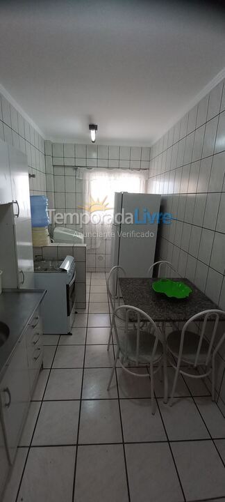 Apartamento para alquiler de vacaciones em Itapema (Meia Praia)