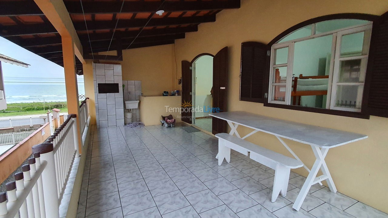 Apartment for vacation rental in Itapoá (Barra do Saí)