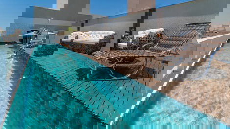 Ático Mariscal con vistas al mar y piscina privada